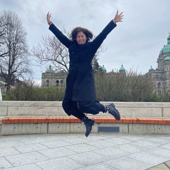 Meet your Posher, Britteny - Picture 3 of 3